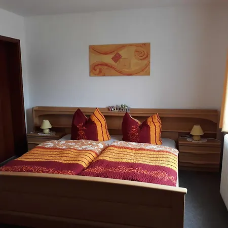 Haus Bergfried Sorgenfrei Buchen *